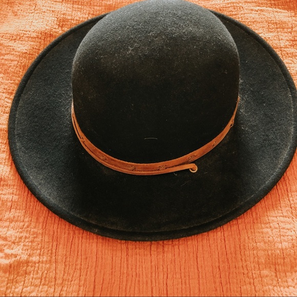 Brixton Accessories - Black Brixton Hat with Leather Band